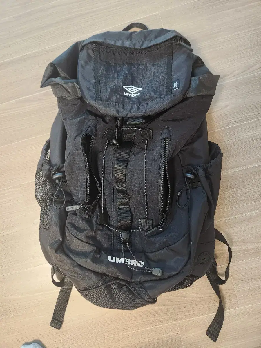 UMBRO | 엄브로 Umbro Danker Lite 34L Backpack BLK UO123CBP17